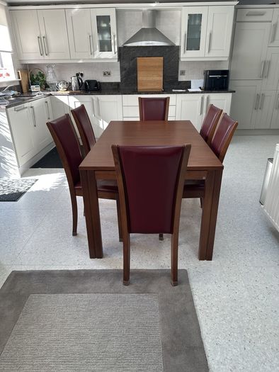 Skovby table and 6 chairs
