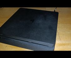 Ps4 slim