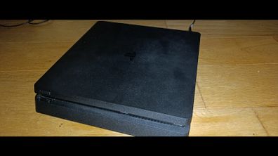 Ps4 slim