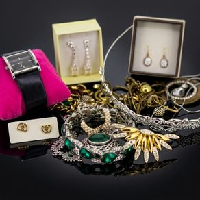Collection of Costume Jewellery