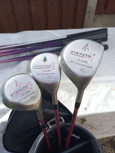 Mitsushiba ladies golf clubs. Right handed clubs