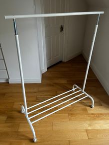 Rigga Clothes Rack