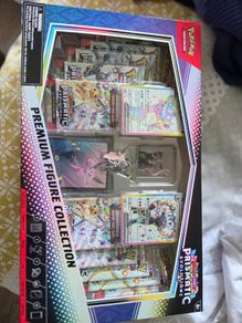 Prismatic premium figure collection