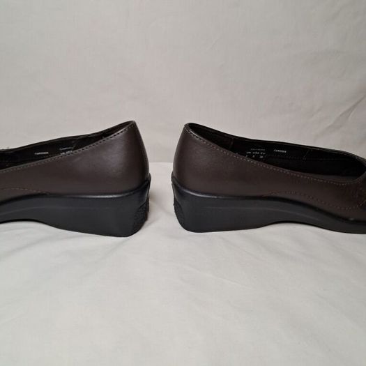 hotter brown leather flats size 3 eu 36 in like new condition