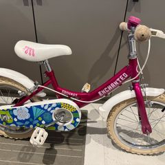 Concept Enchanted 16 Girls Bike and Stabilisers
