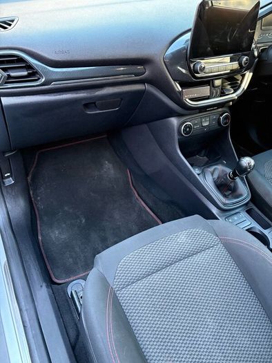 2021 Ford Fiesta Van