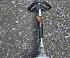 Small branch chainsaw