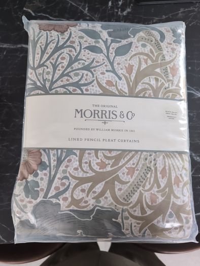 Curtains - William Morris Seaweed