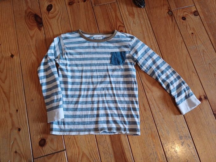 Age 9-10 Long Sleeved Striped Top