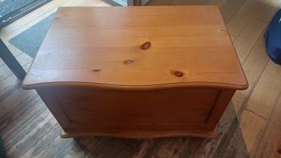 Storage chest