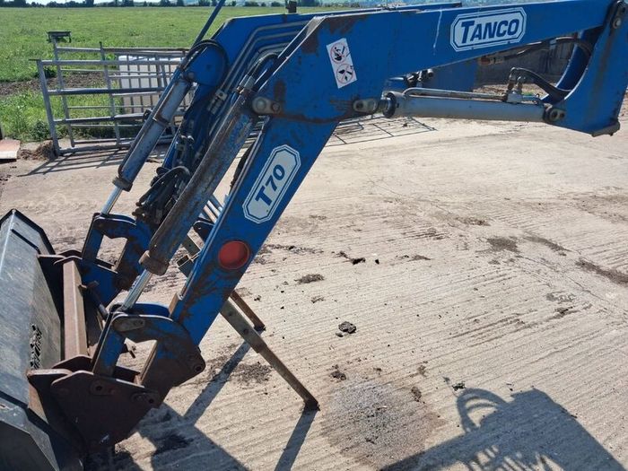 Front loader