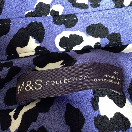 Marks And Spencer Ladies Blue Animal Print Blouse size 20 includes post