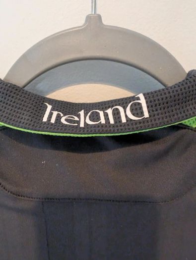 Rep of Ireland Third Football Shirt | 2009/10 | Umbro | Large