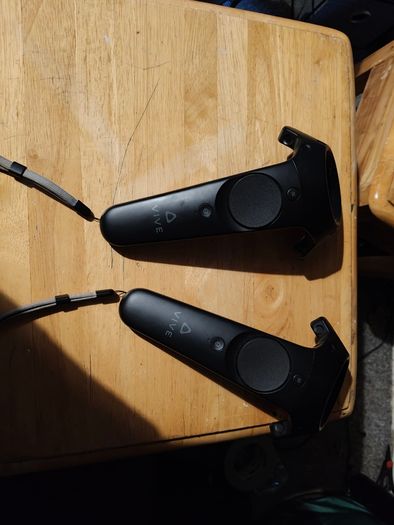Vive controllers