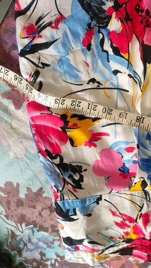 Vintage 80s 90s  floral Midi skirt size small