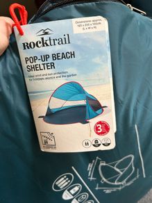 Pop up beach shelter