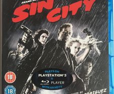 Sin City (Robert Rodriguez & Frank Miller Film) [2005] Jessica Alba, Benicio del Toro, Brittany Murphy, Clive Owen, Mickey Rourke, Bruce Willis [2xBlu-ray Movie]