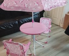 Kids table set. Outdoor furniture set. Kids camping set. 4-Piece set: Kids ensemble with 2 folding chairs, table and parasol. Picnic table.