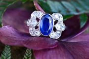 Antique Art Deco Sapphire &amp; Diamond Ring - Platinum