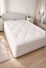 King size bed with mattress
