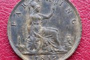 1885 Victoria Farthing Second Young Or Bun Head (bronze) Issue Coin