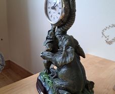 Elephant clock