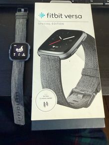 Fitbit Versa Special Edition
