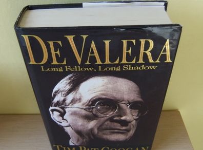 Hard Back Book- De Valera By Tim Pat Coogan