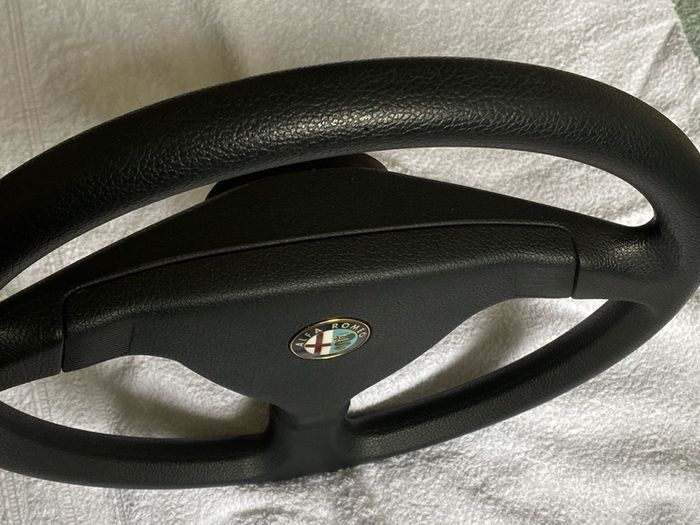 Alfa Romeo 155 steering wheel like New