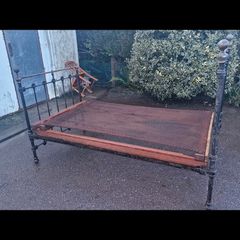 vintage iron bed complete