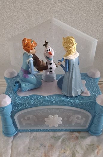 Disney musical jewellery box