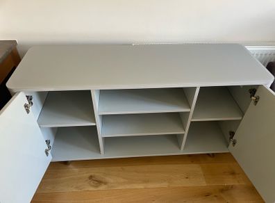 sideboard