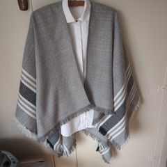 Poncho/Shawl Grey/White Never Worn