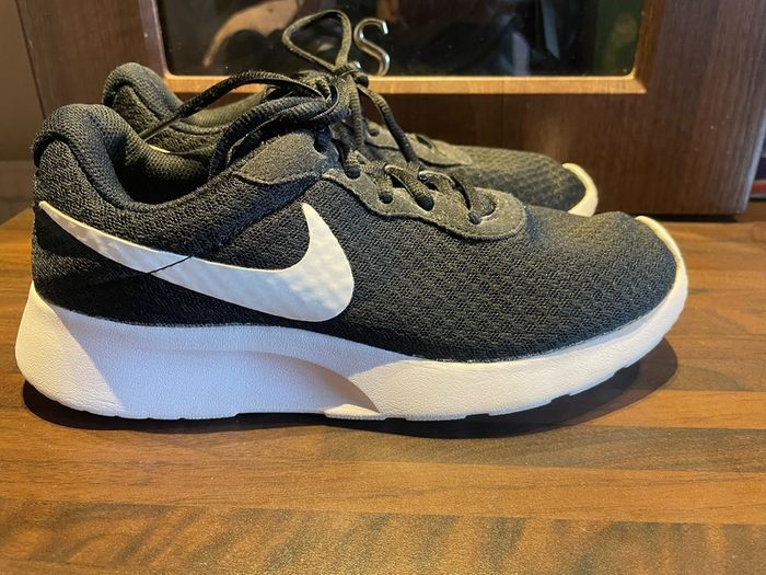 Nike Ladies Trainers