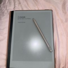 Remarkable 2 paper tablet with pen, spare nibs, cover/case with pen holder & charging cable