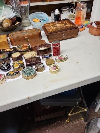 Trinket boxes vintage