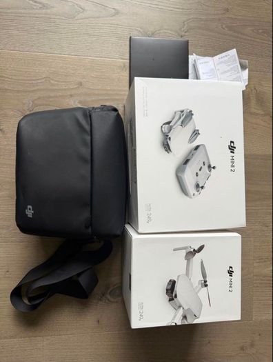 DJI Mini 2 Fly More Combo