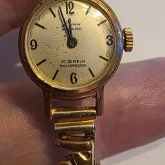 gold plated ladies wristwatch