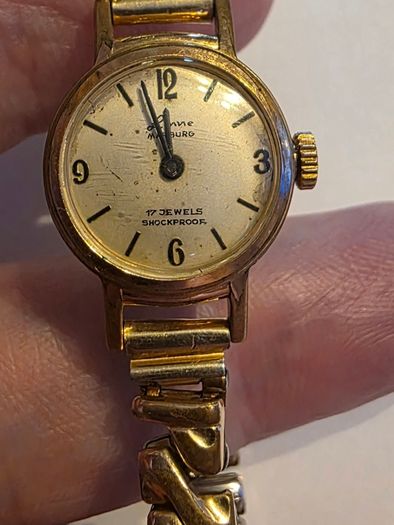 gold plated ladies wristwatch