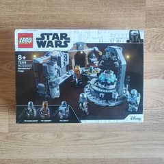 LEGO The Armorers Mandalorian Forge 75319
