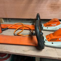 stihl AP battery hedge trimmers,petrol kombi and blower