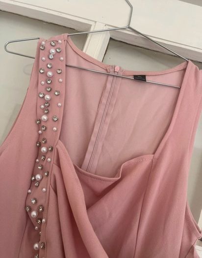 Elegant Dusky Pink Embellished Maxi Dress