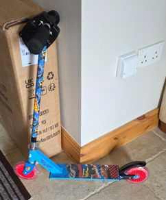 Hot wheels scooter