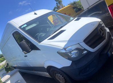 mercedes sprinter breaking