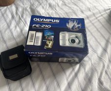 Olympus FE-210