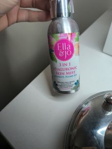 Ella and Jo Hyaluronic Mist