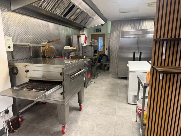 Takeaway restaurant Frinchise for sale