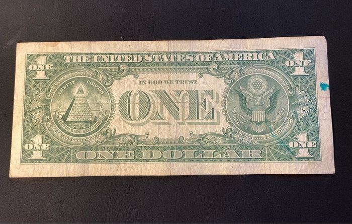 Certificate USA One dollar Bill, blue seal 1957 Letter "A"   star replacement