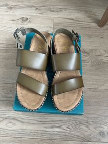 ladies shoes