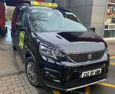 232 Peugeot Riffter 7-seater Auto- 29500 Ex-Grant
